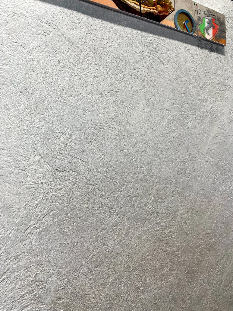 Dolcevita Zay (Raso) – A Silk-Touched Statement of Style