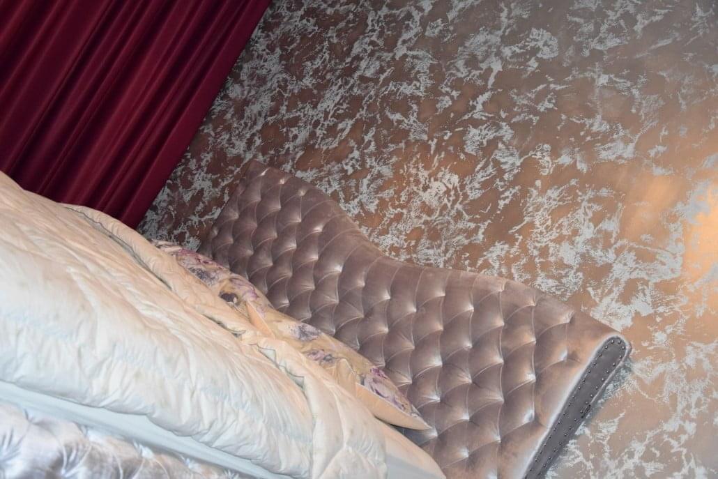 Sandy – Pearlescent Decorative Paint by Ferrara Design | Water-Based Interior Finish